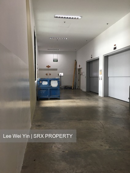 Citilink Warehouse Complex (D5), Warehouse #177025612